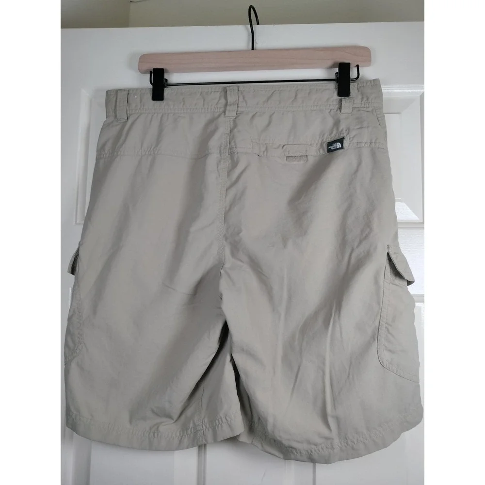 The North Face Horizon Cargo Shorts Men 32 Khaki‎ Tan Nylon Ripstop Hiking Flaws